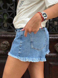 Short Kirene By Isostasia - Zimbawe Santa Fe