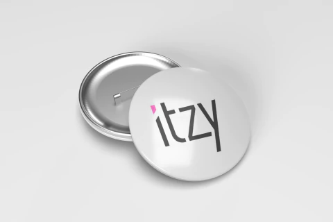 ITZY - Pin - comprar online