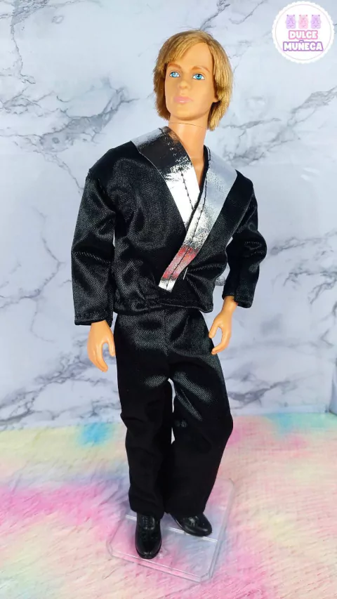 Ropa Ken KEN01 - comprar en línea