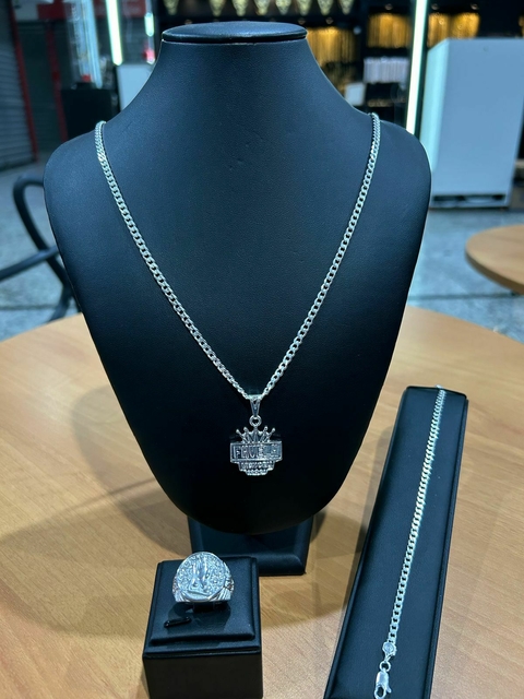 Kit Superação – Corrente e Pulseira Gourmet 5 mm + Pingente Favela Venceu e Dedeira Agradecimento - comprar online