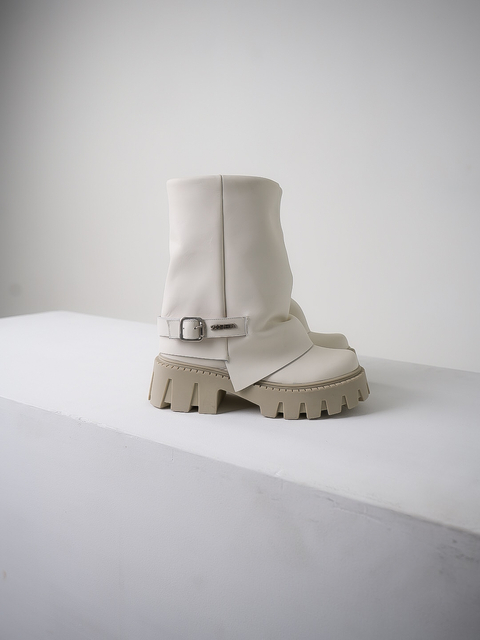 BOTAS COSMO WHITE CUERO - comprar online