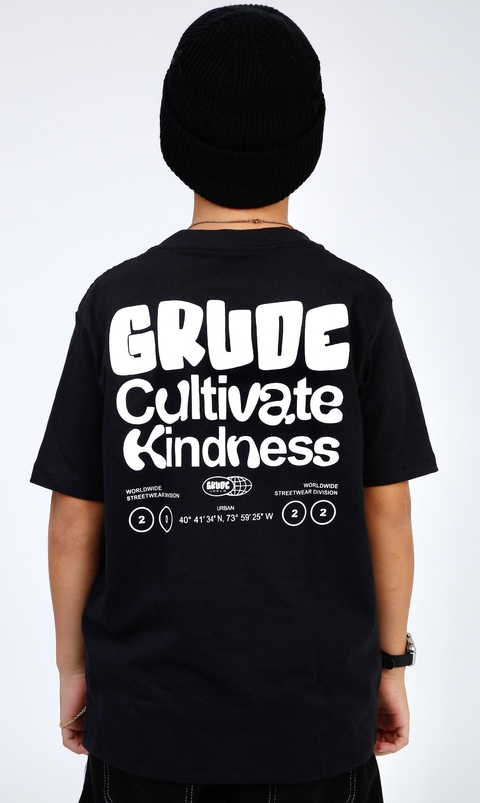 Camiseta Oversized Cultivate Kindness - comprar online