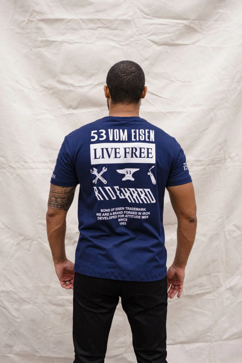 Camiseta Regular Stronger - Live Free - comprar online