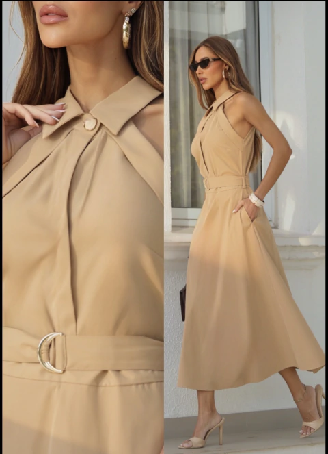 Vestido Midi em Sarja com Gola Alta, Cinto Faixa e Recorte nos Ombros
