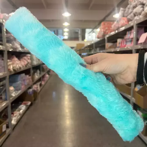 Juguete de peluche alargado para mascotas - suave, divertido y liviano - comprar online