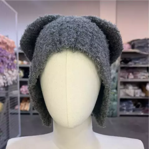 Gorro con orejitas estilo gato – Suave