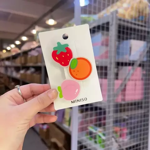 Hebillas rígidas con frutas acrílicas x3