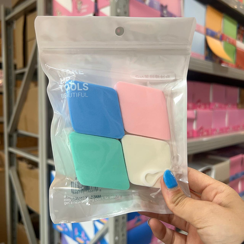 Pack de esponjas cuadradas para maquillaje x4