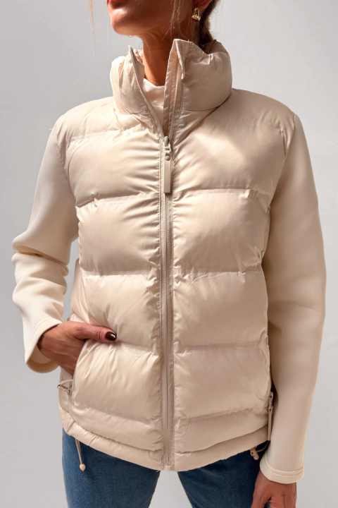 CAMPERA NEO en internet