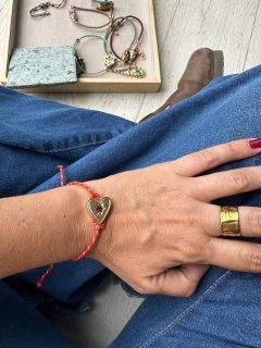PULSERA HILO CORA en internet