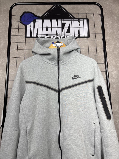 Moletom Nike Tech Fleece Cinza - comprar online