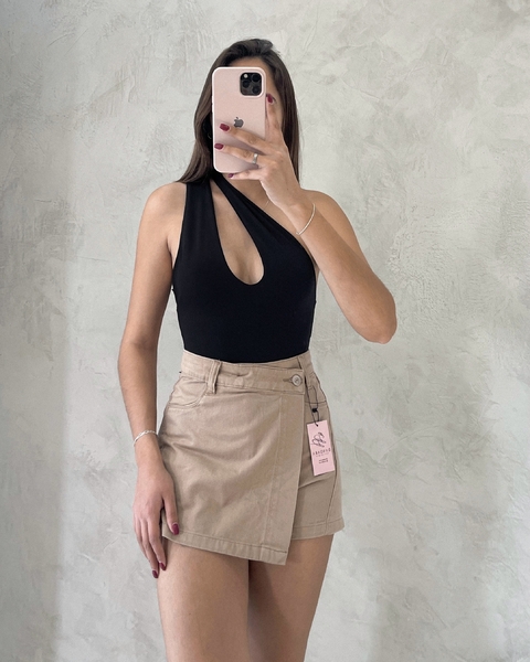 Short Saia Esther