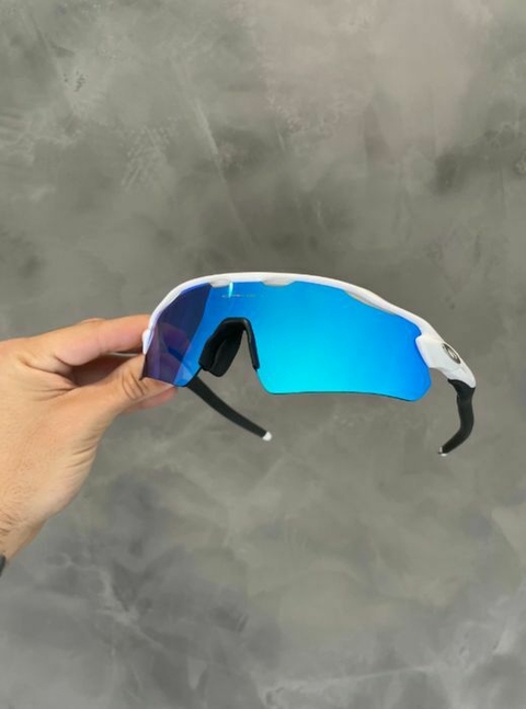 Adventus Radar EV Black/White – Lentes Blue Ice