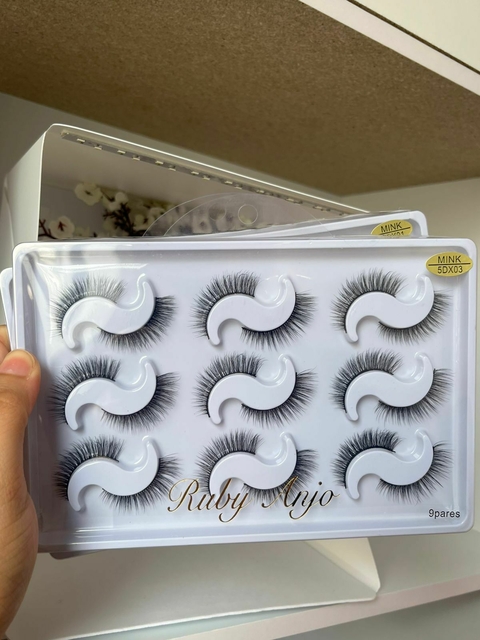 Cartela de cílios mink com 9 pares Ruby anjo