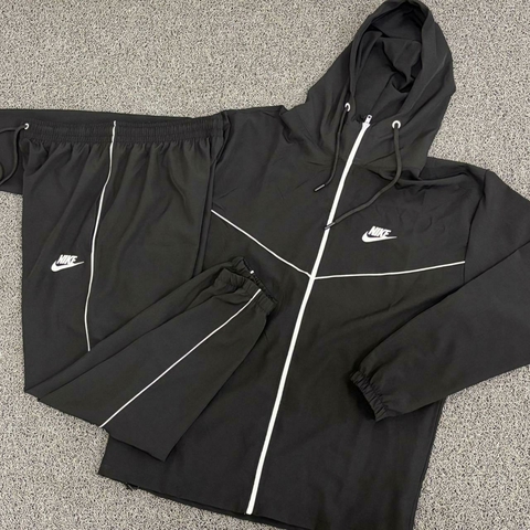CONJUNTO DE FRIO NIKE
