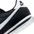 2x1 en zapatillas Nke Cortez en internet
