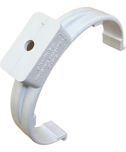 Grampa Para Tubo De Descarga Canaleta Pvc Pluvitubo Rejilla