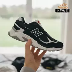 New Balance 9060® Classic Black 4,9 ⭐⭐⭐⭐⭐ (94) - ¡Hola Zapas!