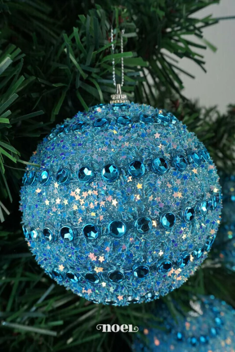 Bola decorada Natal pedrarias c/ glitter azul claro - 10cm c/3