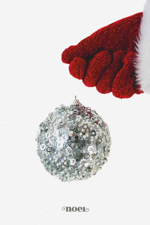 Bola decorada Natal pedraria/paetê prata - 10cm c/3