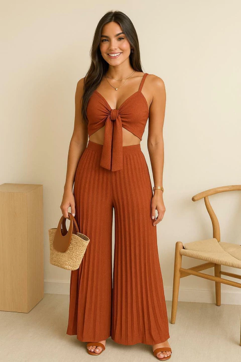 Conjunto Helena - Cropped e calça plissada no crepe. - comprar online