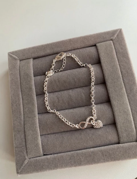 Pulseira Infinito Cravejada