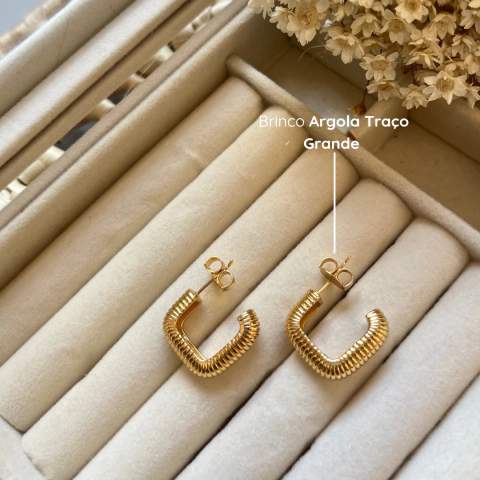 Brinco Traço Grande