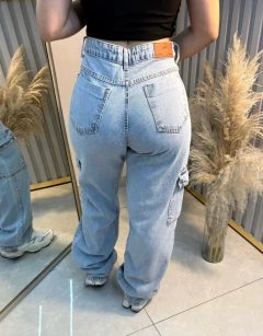 Calça cargo - ATLAS JEANS - Dani moda feminina