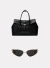 Kit EORA com bolsa preta modelo Maxi Vértice e óculos de sol dourado Luar
