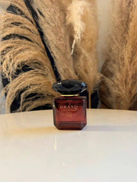 Versace Crystal Noir - Brand Collection 023