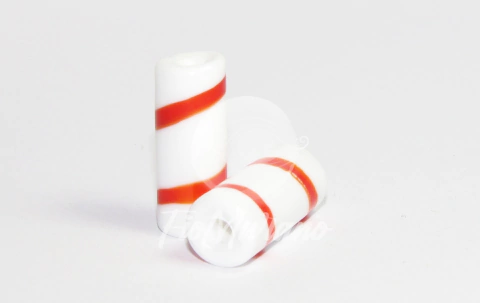 Firma Lisa M - Branco com Vermelho Leitoso