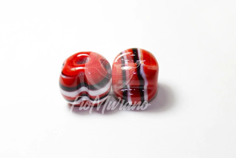 Pitanga G - Vermelho com Preto e Branco