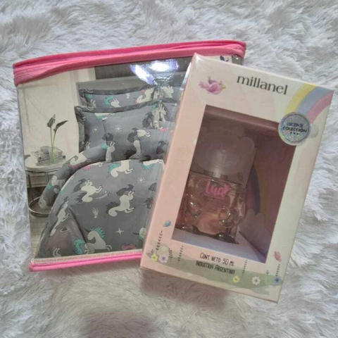 Sábana Twin (1 plaza y media) de unicornios + perfume "LUA". - comprar online