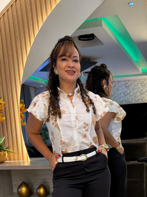 Blusinha Bordada