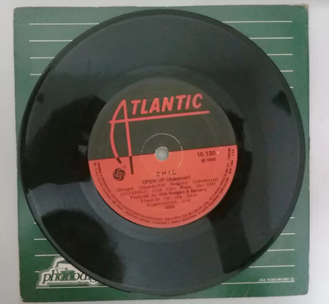 Compacto Vinil 7 Chic Rebels Are We / Open Up