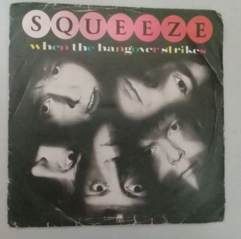 Compacto 7 Squeeze When The Hangover Strikes