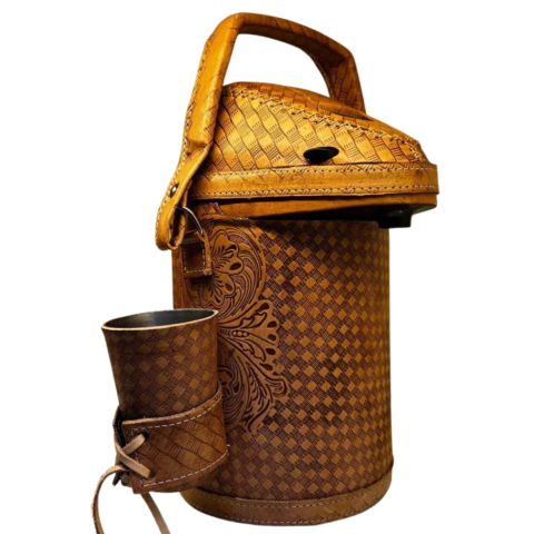 Garrafa Térmica Em Couro Modelo ( Origens 28 ) - comprar online