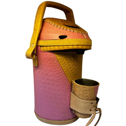 Garrafa Térmica Em Couro Modelo ( Rosa 33 ) - comprar online