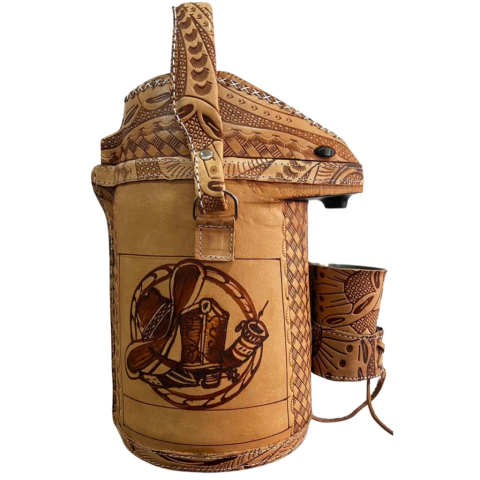Garrafa Térmica Em Couro Modelo ( Chapéu ) - comprar online