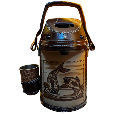 Garrafa Térmica Em Couro Modelo ( Peixe 71 ) - comprar online