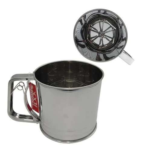 Cernidor De Harinas A Gatillo Para 250grs Crystal Rock