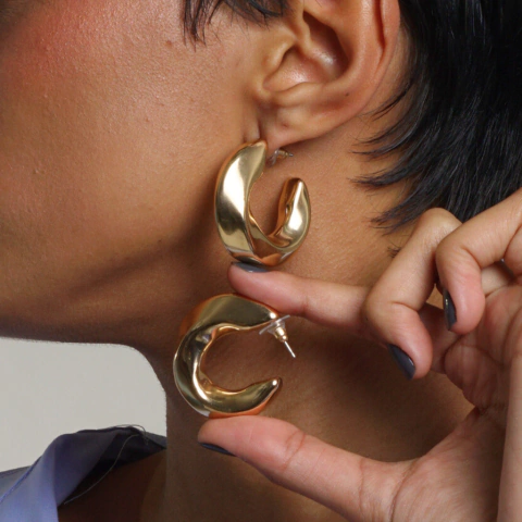 BRINCO ARGOLA TORCIDA DOURADO - CP0007 - comprar online