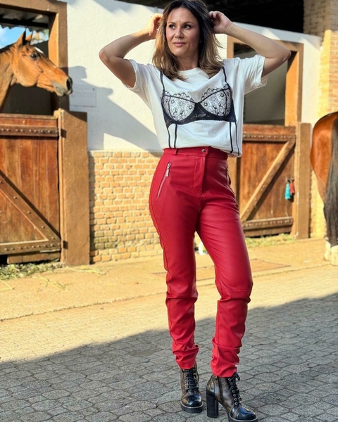 CALCA COURO VERMELHO - comprar online