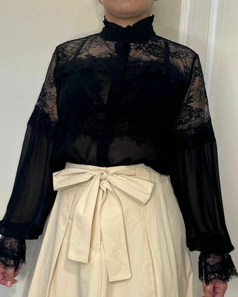 BLUSA CHIFFON COM RENDA CHANTILY - comprar online