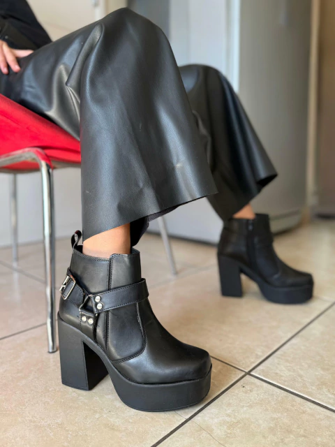 Sofia cuero sintetico