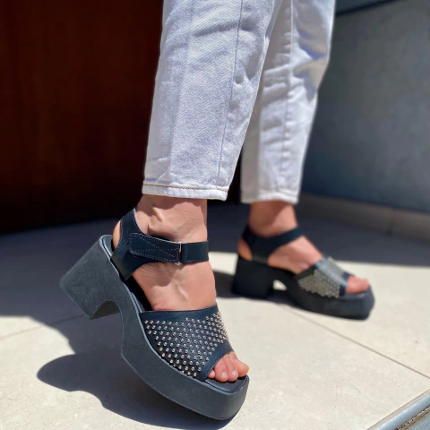 Celia cuero sintetico