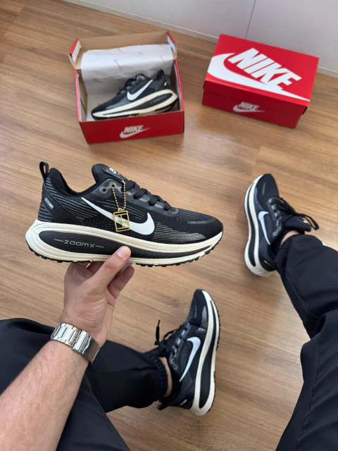 Black NK - Tênis Nike ZoomX Preto & Branco