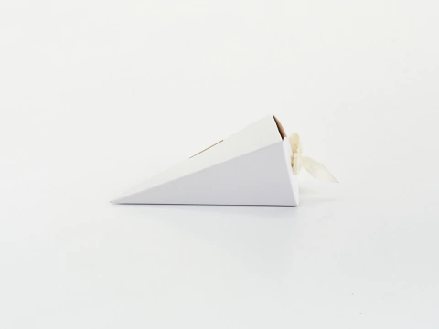 Cono Chico 5,5x5,5x14cm con aletas para cerrar -113- - Bauletto