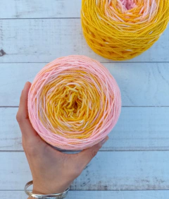 RUBICUNDA ovillo de Merino BE Wool. 10O gramos