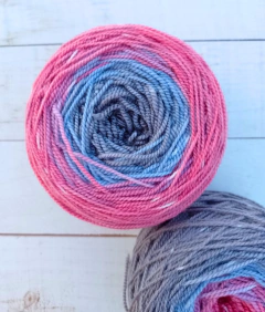 AGRIAS ovillo de Merino BE Wool. 10O gramos - comprar online